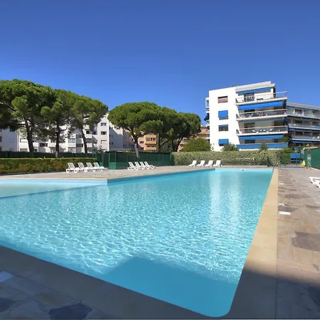 Le Grand Large Caravelle 3 *